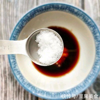 冬天最适合做这一锅菜,热气腾腾的好吃下饭