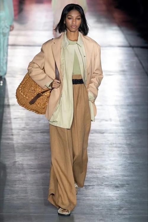 2021春夏最美色彩搭配