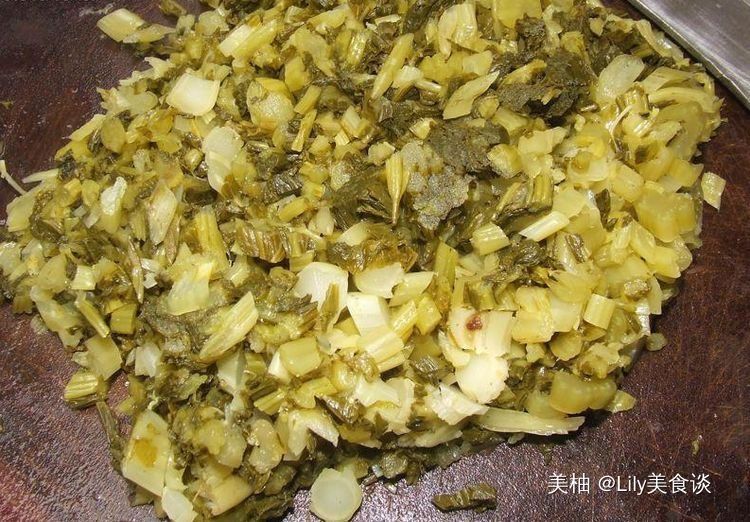 这是我吃过最下饭的家常菜,好吃的狠!没吃三碗饭都不轻易起身