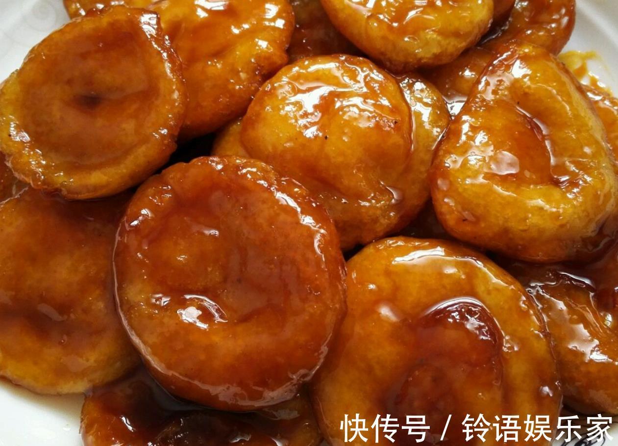 做红糖粑粑，别只会加红糖，多加这2样，色泽更红亮，味道更香甜