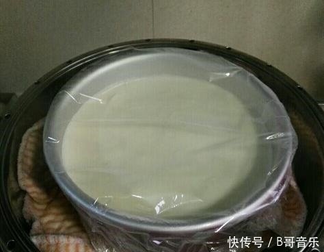 不用|不用电饭煲就能做蒸蛋糕,松软膨发,营养不上火,孩子老人最爱吃