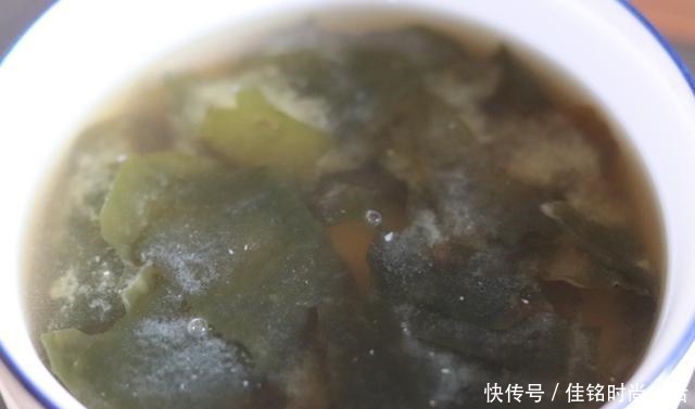 晒晒我家宝爸做的午餐,三菜一汤30分钟搞定,网友精致又美味