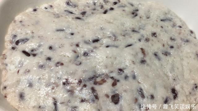 红豆|一碗糯米粉 一把红豆 上锅一蒸 做出来的红豆糯米糕软糯Q弹超简单