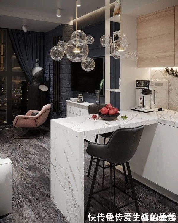 职场|北漂一族的26㎡公寓,看职场OL女士,如何化腐朽为神奇