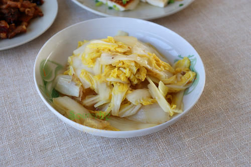 喜欢|儿子读高三,陪读妈妈做的午餐,三菜一汤,简单营养,孩子特喜欢