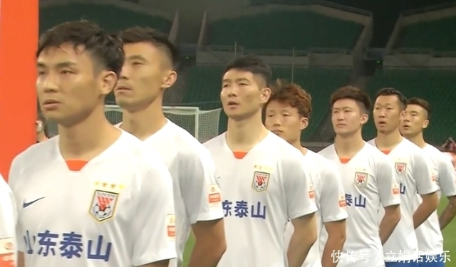 足球直播- NBA直播- 世界杯直播- 专业赛事超清直播Live免费观看足球比赛直播的APP：激情绿茵盛宴