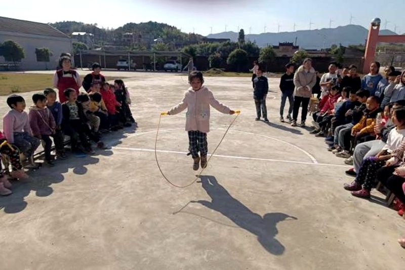 加油声|灵官殿镇果元寺小学：小小跳绳跳出健康快乐