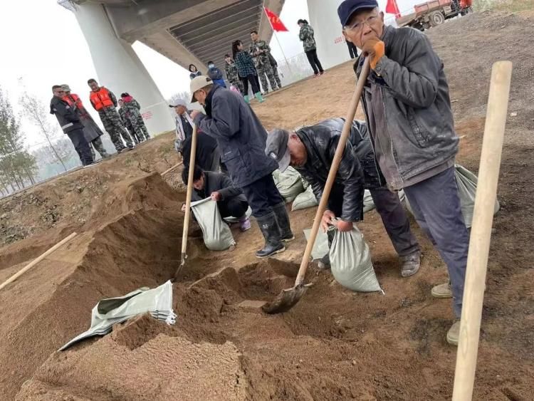 杜店街道|巾帼不让须眉，那些奋战在一线的‘花木兰’