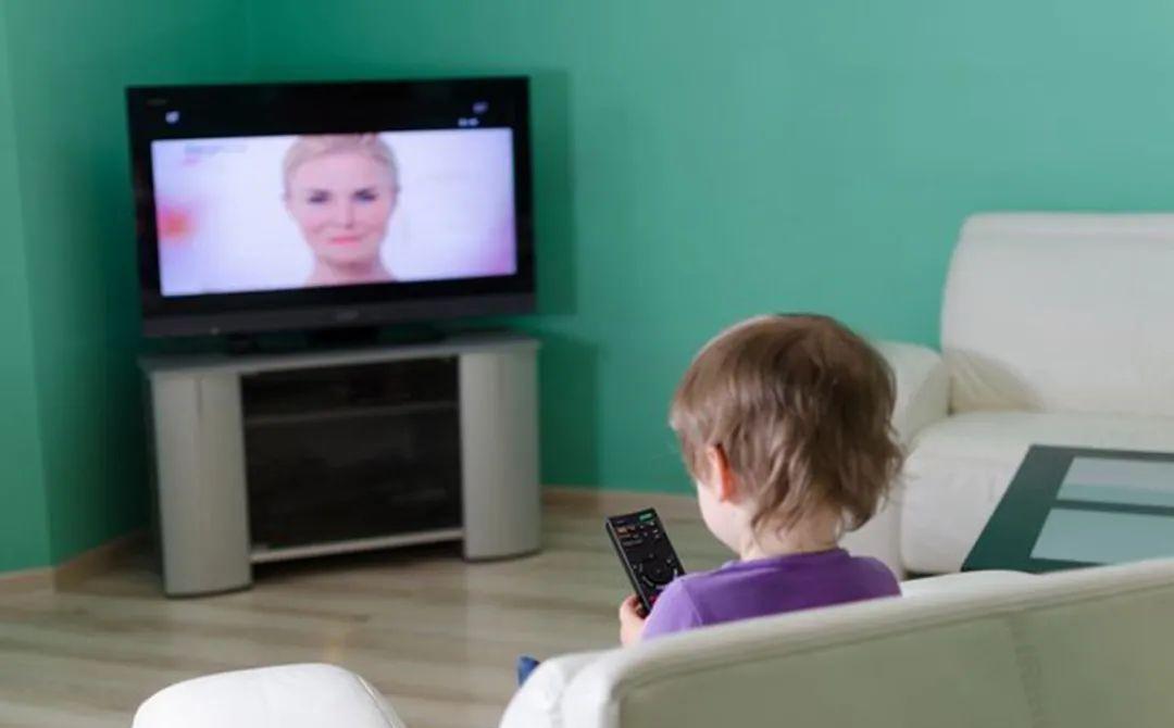 看电视|孩子3岁才能看电视?耶鲁大学的研究结果刷新你的认知,值得一看
