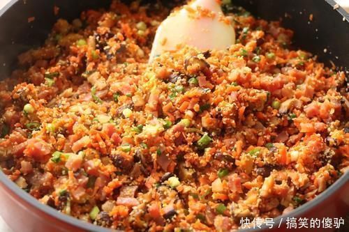 比包子馒头还好吃,外皮有嚼劲,馅料满满,一次吃3个都不过瘾!