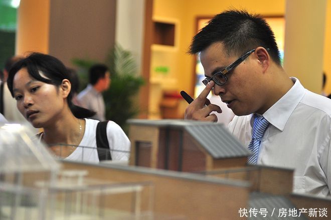 开发商|同一栋楼,为何西户已经售罄了,东户还剩很多?内行“4点”概括