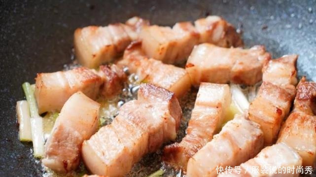 最该|秋天,最该吃的不是土豆,而是它,是菜又是药,保护脾胃,懂得吃