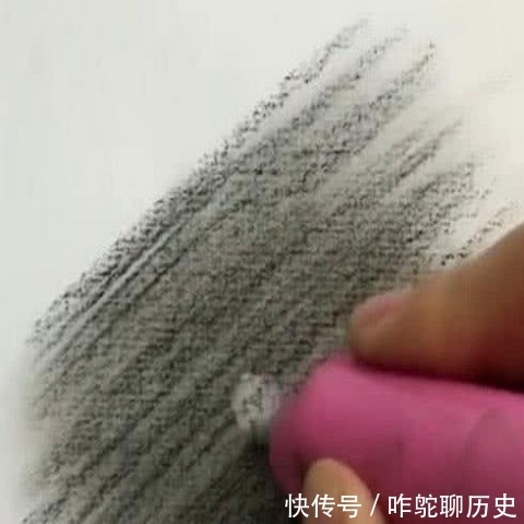 美术生画|美术生画水滴,看到黑色线条疑惑了,结局却沉默了