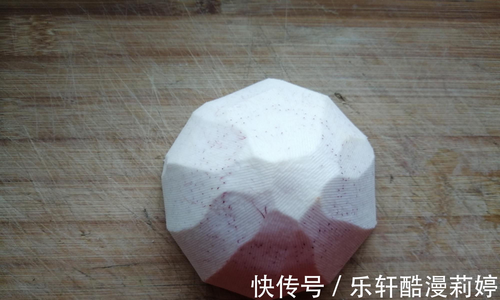 韭菜酱香芋头丝|九月，遇见这碱性蔬菜别手软，做法简单，营养极高，现在吃正当季