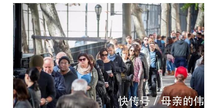 又一中國產(chǎn)品走紅!在海外遭民眾排隊“瘋搶”,價格高達1600美元