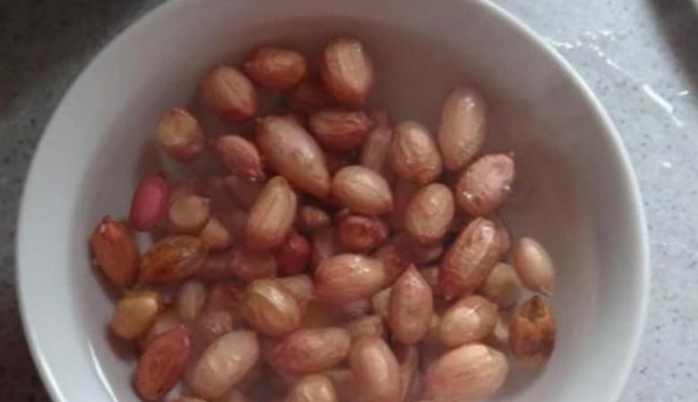 花生和此物一起吃,是天然的“阿司匹林”,血