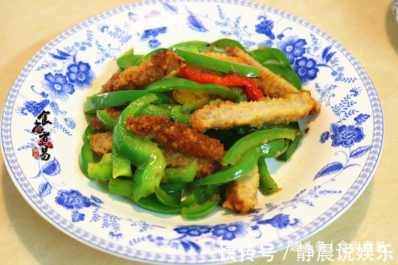 周末家人团聚，我做了此桌菜，家常小炒经济实惠，大家都很满意