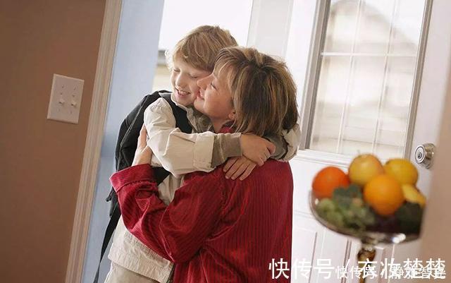 坏习惯|宝宝有这三个“坏习惯”,说明智力发育很好,家长别盲目制止