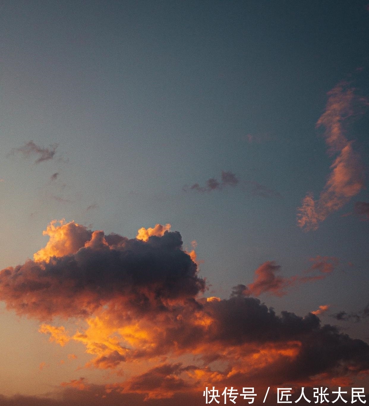 张九龄!宰相张九龄很惊艳的一首诗,送同事出城当官,最后10字豪放又浪漫