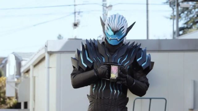 玉置豪|假面骑士Revice第23话伏笔汇总,狩崎的老爸还活着?