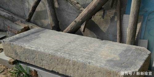 对子$民国曾出土一石碑,上刻一副千古绝对,此对一出惊动全国