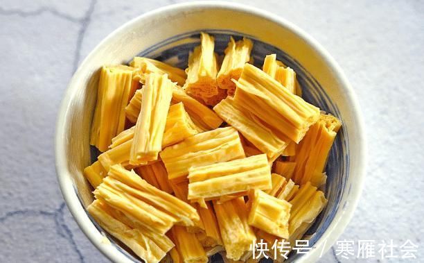 泡腐竹时,不要直接放水里,教你一招,20分钟泡好,柔软有韧性
