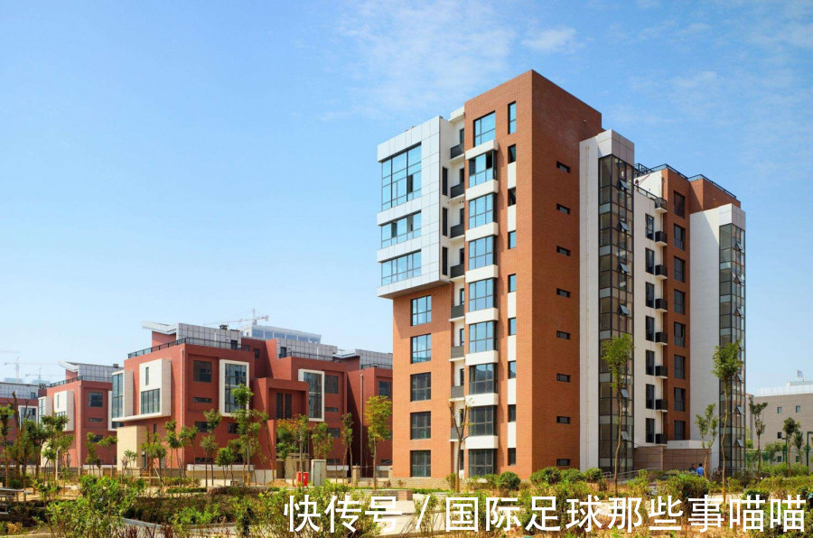 楼市|20年老房子被银行拒贷,卖不掉的老房子,锅是谁的