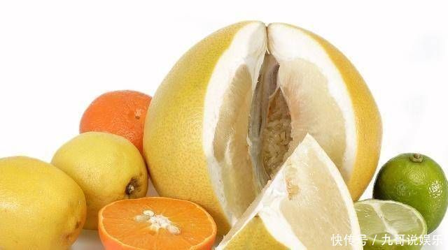 孕妇怀孕后，应愿意吃四种水果，帮助排出毒素，促进孩子的发育