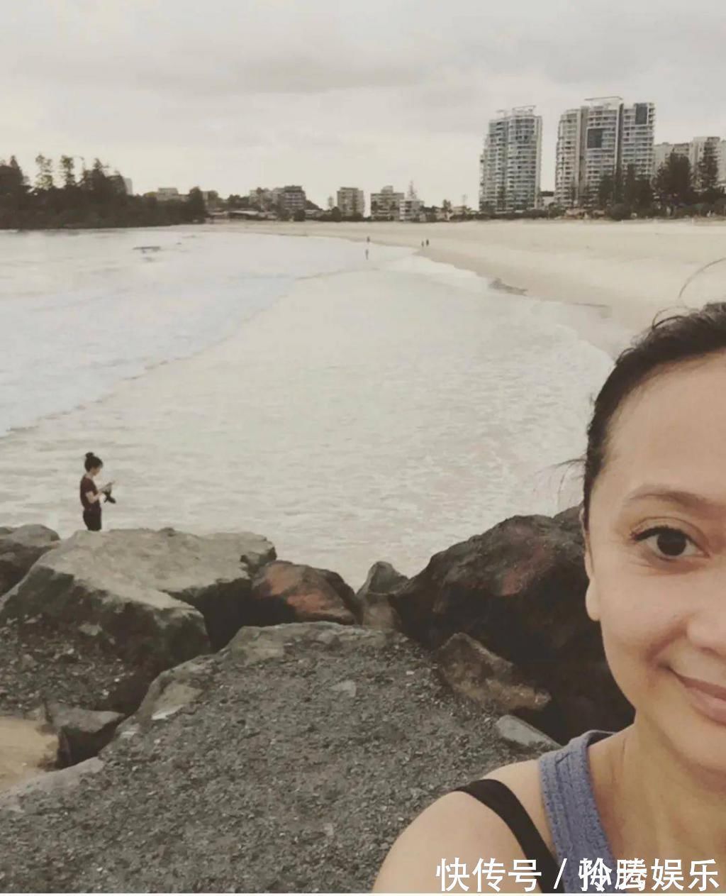 阿姨|55岁不结婚,晒房间引100万人点赞生活好不好,看卧室就知道
