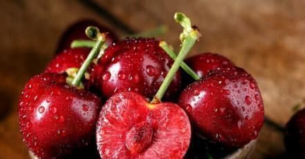 樱桃汁|天然的“安眠药”终于出现了, 睡前吃一点, 让你沾床就睡不是梦!