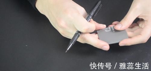 厨房|衣服上的吊牌别扔了, 剪几刀, 放在厨房里有大用处, 省钱又实用