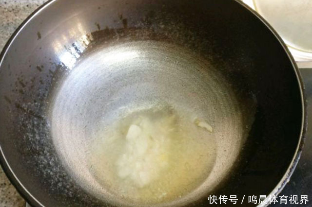 方法|河虾煮着吃不够味不如换个方法,出锅后香酥可口,美味!