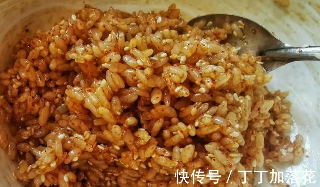 剩饭别倒掉，几步做成脆香锅巴，和外面买的一样香脆，方法特简单！