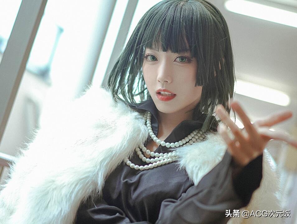 杰诺斯|最难出的COS二次元角色,在动漫中画风很简单,但没几个人敢出