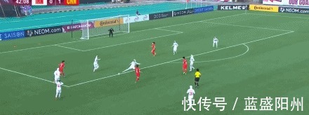王珊珊|从4-0到7-0!中国女足进8强,2脚世界波,王霜2场造6球+笑开花!