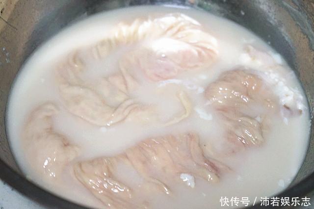 香料|地方美食卤大肠,三个步骤教你清除异味,用对香料巧做诱人肥肠