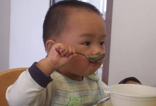 调味料|它被儿科医生称为“幼儿杀手”,比辣条还垃圾,不少家长还给娃吃