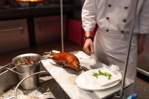 眼中|老外眼中的中国美食代表,在国内却评价一般,这道菜你品尝过吗