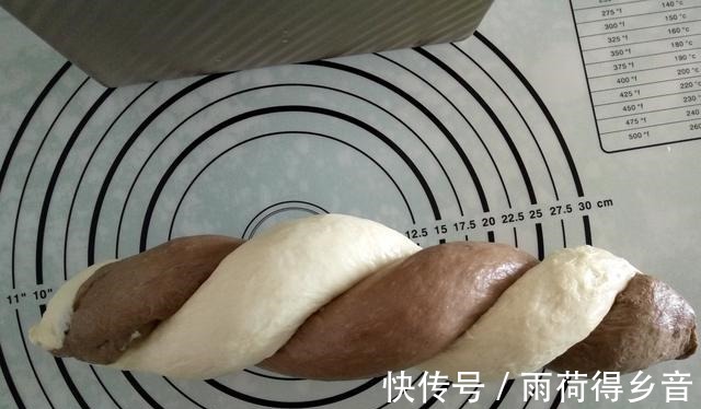 发酵|这面包太香了！浓郁的奶香巧克力风味，跟我做超简单，一次成功！