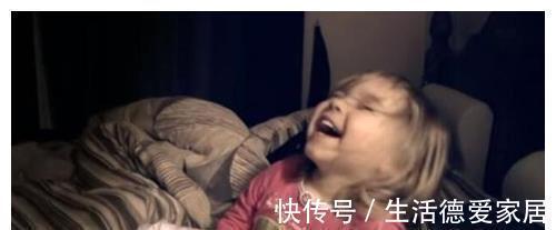 束手无策|3岁女孩从小失眠,几乎不睡觉,医生束手无策,后用一土办法解决