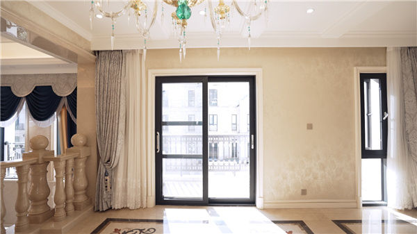 百利玛|门窗十大品牌百利玛:“窗”见春城之美,邂逅法式浪漫