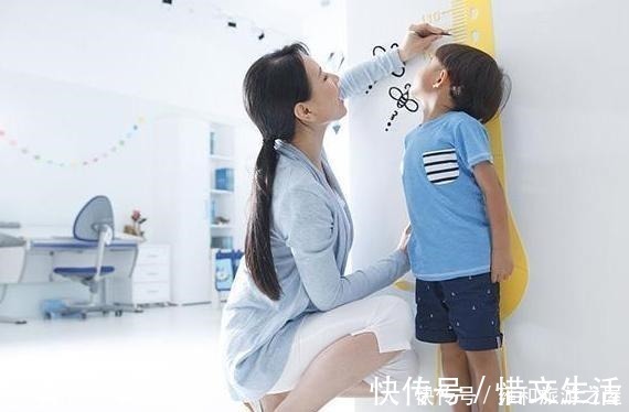 孩子|这4种行为阻碍孩子长高,很多家长都不在意,现在纠正还不晚