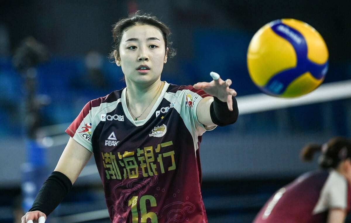 2021-2022|为何缺席训练营?天津女排队长回应,向国家队教练组申请暂缓入队