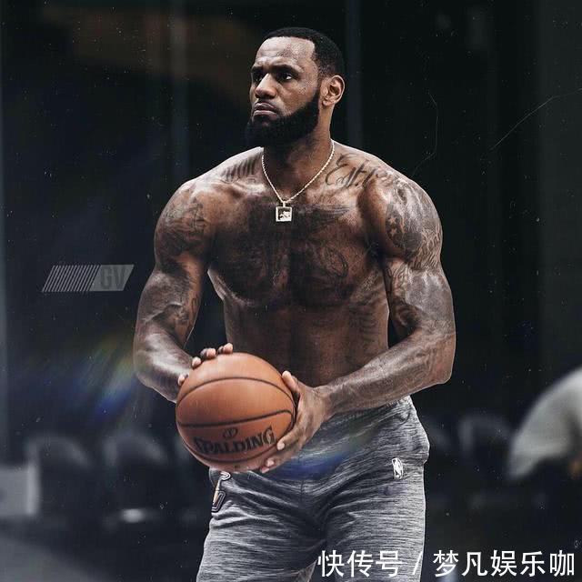 nb同样是推轮胎,看看詹姆斯,看看易建联,再看看周琦!差距太大了