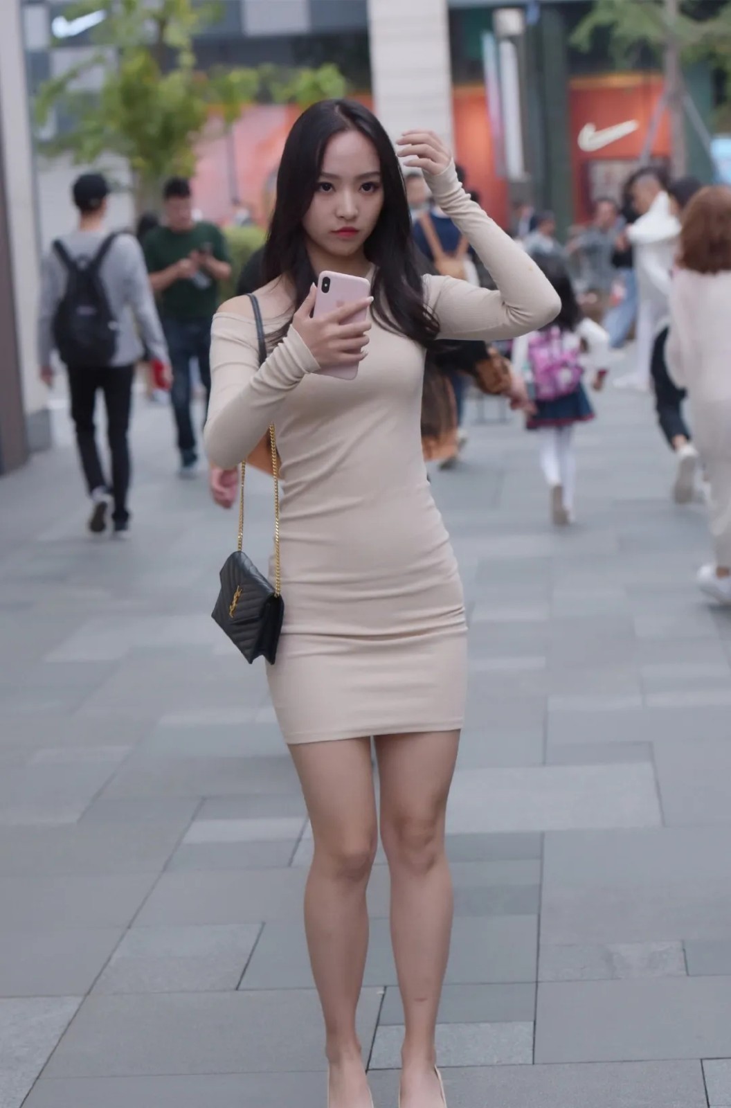 裙装 高级精致又好看的搭配,舒适优雅显气质,在任何场合都亮丽迷人