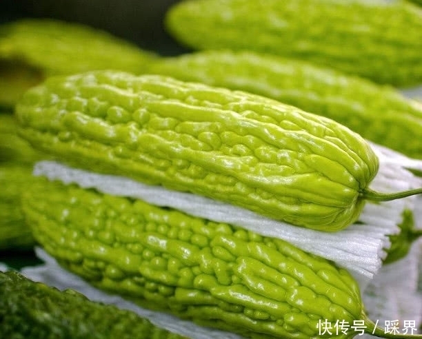 动脉硬化|血脂升高别害怕!每天吃这几种食物,帮你疏通血管,预防动脉硬化