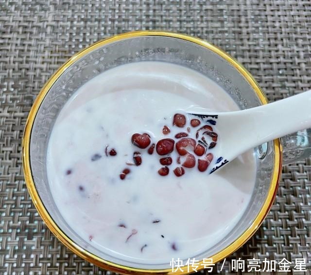 牛奶红豆汤!