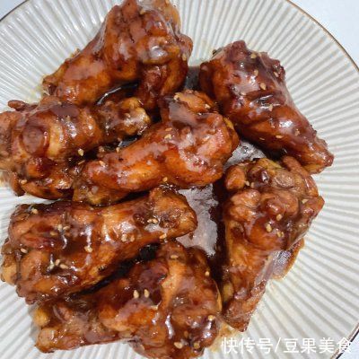 susie|懒人必备这道蜜汁照烧小鸡腿,简单几步,十分钟就上桌