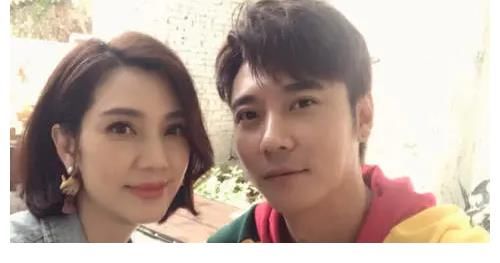 50岁洪欣10天赶5场商演,卖力演唱却少有人捧场,为养家太心酸