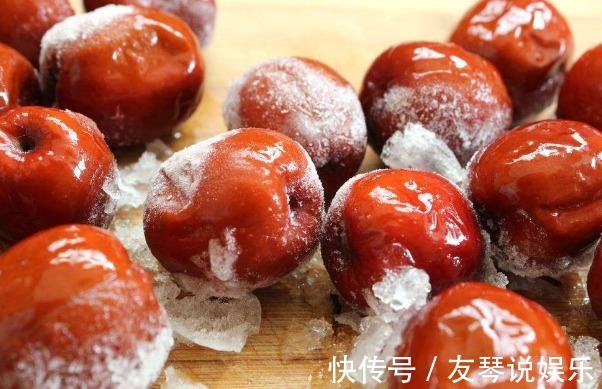 冻红枣|把红枣放进冰箱冻一冻,竟有如此神奇的用途,现在知道还不晚